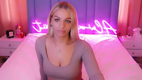 AlwaysHot online show from 01.20.25