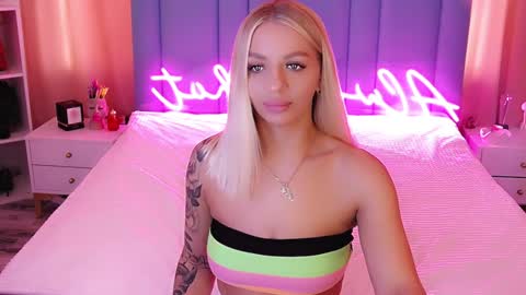 AlwaysHot online show from 02.01.25