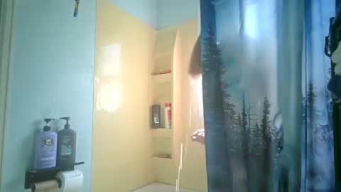 allwolf0323 online show from 09.15.25