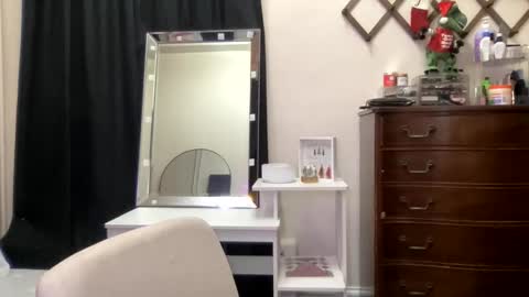 allyanalangel online show from 11.15.25