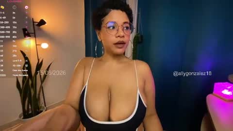 Snapshot of allygonzalez18 chatting on 06.15.26 Ally online show from 06.15.26