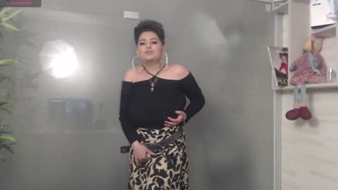         online show from 01.02.25