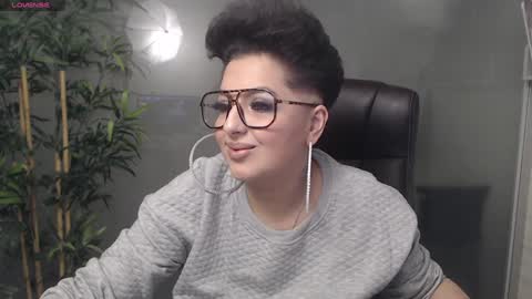         online show from 01.12.25