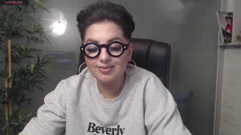         online show from 01.15.25