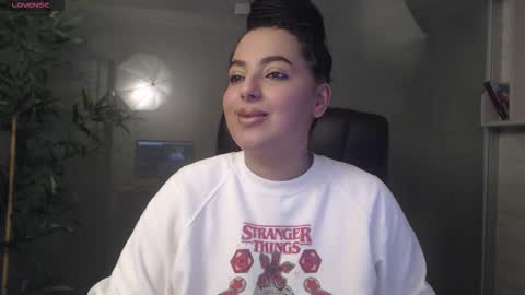         online show from 10.05.25