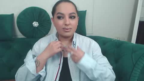 Snapshot of allyiah chatting on 05.17.26 online show from 05.17.26