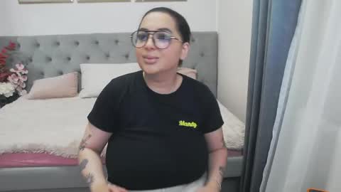 Snapshot of allyiah chatting on 05.20.26 online show from 05.20.26