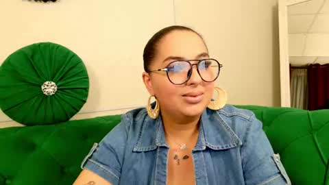 Snapshot of allyiah chatting on 07.20.26 online show from 07.20.26