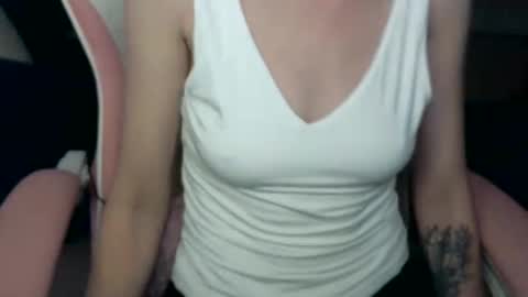 Ally Girl In Her Ally World online show from 04.11.26