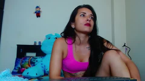 Snapshot of allyson_collins_ chatting on 12.03.25 Allyson collins online show from 12.03.25