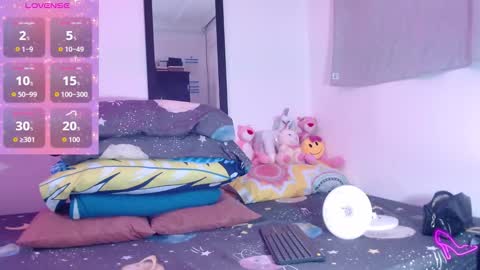 Allysonstonnes online show from 11.18.25