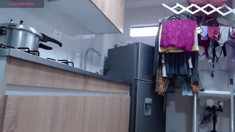 Allysonstonnes online show from 12.02.25