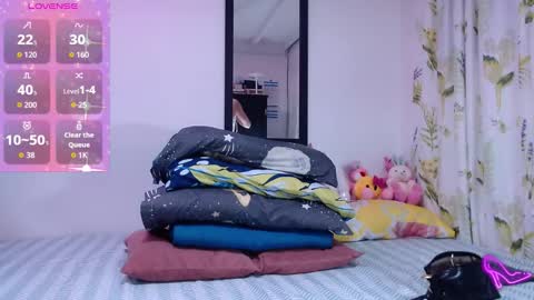 Allysonstonnes online show from 12.04.25