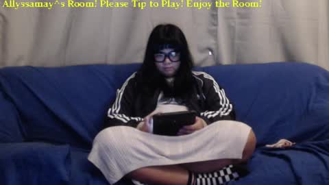 Allyssamay online show from 12.16.24
