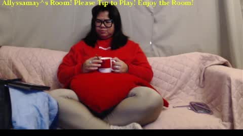 Allyssamay online show from 11.02.25