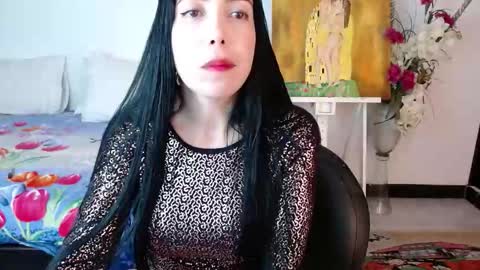 alma_art_ online show from 09.28.25