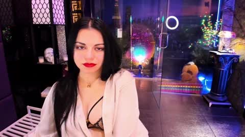 Snapshot of alma_pearl chatting on 01.31.25 Alma online show from 01.31.25