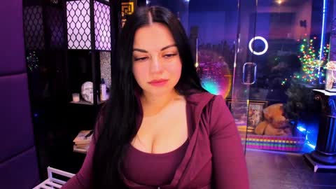 Snapshot of alma_pearl chatting on 11.29.25 Alma online show from 11.29.25