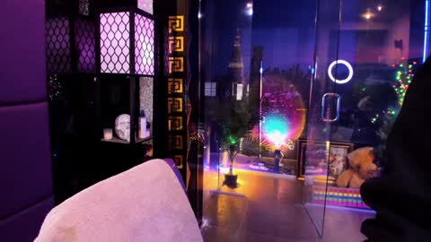 Snapshot of alma_pearl chatting on 12.02.25 Alma online show from 12.02.25