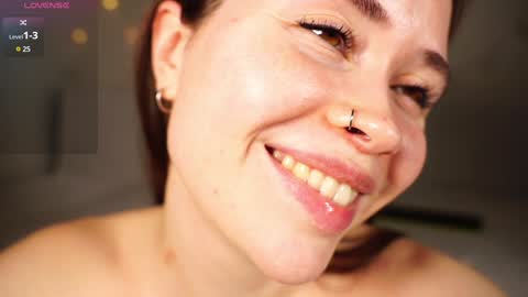 Snapshot of alma_yammy chatting on 01.14.25 Alma online show from 01.14.25