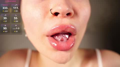 Snapshot of alma_yammy chatting on 01.19.25 Alma online show from 01.19.25