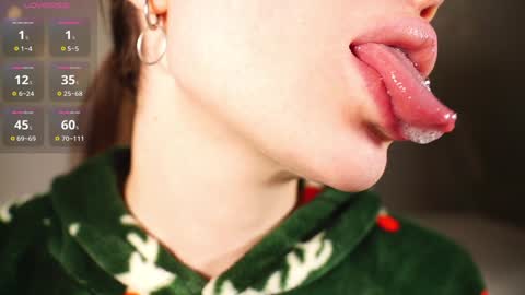 Snapshot of alma_yammy chatting on 01.20.25 Alma online show from 01.20.25