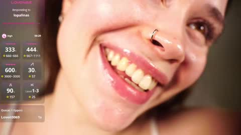 Snapshot of alma_yammy chatting on 03.09.25 Alma online show from 03.09.25