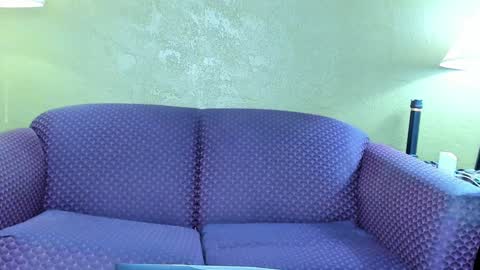 Snapshot of almakay01 chatting on 01.12.25 Jean and nick online show from 01.12.25