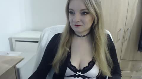 Snapshot of almanature chatting on 02.23.26 AlmaNature online show from 02.23.26