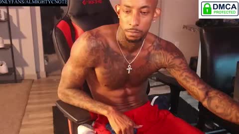 Snapshot of almightycnote chatting on 03.10.25 Almightycnote online show from 03.10.25