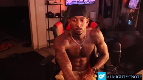 Snapshot of almightycnote chatting on 12.01.25 Almightycnote online show from 12.01.25