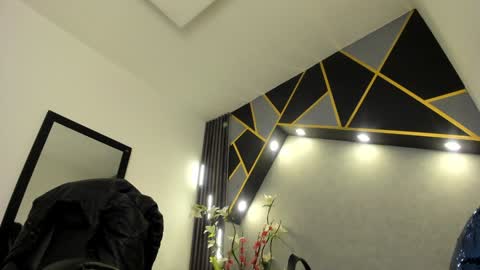 Snapshot of almma_ chatting on 01.13.25 ALMMA online show from 01.13.25