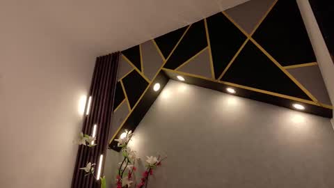 Snapshot of almma_ chatting on 03.07.25 ALMMA online show from 03.07.25