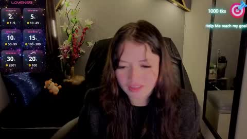 Snapshot of almma_ chatting on 09.30.25 ALMMA online show from 09.30.25