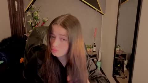 Snapshot of almma_ chatting on 10.18.25 ALMMA online show from 10.18.25