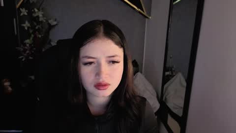 Snapshot of almma_ chatting on 11.05.25 ALMMA online show from 11.05.25