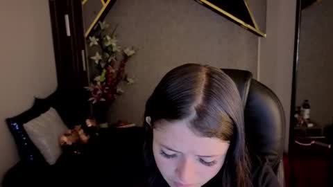 Snapshot of almma_ chatting on 11.15.25 ALMMA online show from 11.15.25