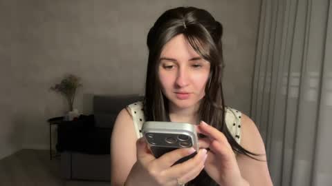 Anna online show from 05.10.26