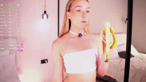 Lia online show from 06.10.26