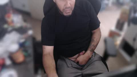 Snapshot of aloha_king chatting on 12.08.24 simplyfaded online show from 12.08.24