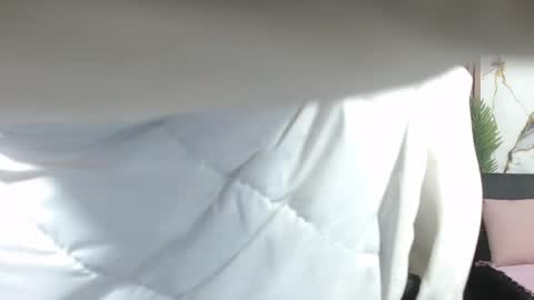 alonddra_tay online show from 04.22.26