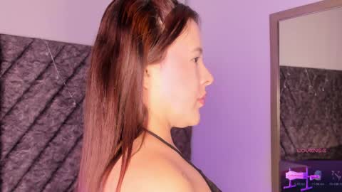 Snapshot of alondra_milff chatting on 05.20.26 ALONDRAMILF online show from 05.20.26