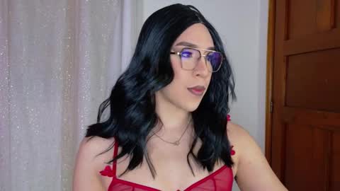 Hazel Bowie online show from 02.21.26