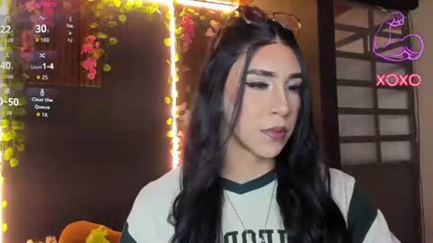 Hazel Bowie online show from 06.12.26