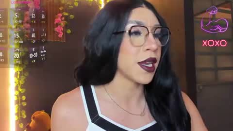Hazel Bowie online show from 06.18.26
