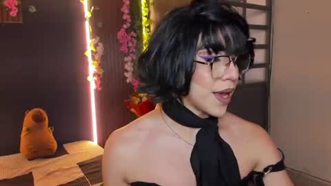 Hazel Bowie online show from 07.28.26