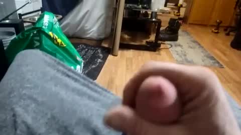 Snapshot of alostmale chatting on 02.13.25 alostmale online show from 02.13.25