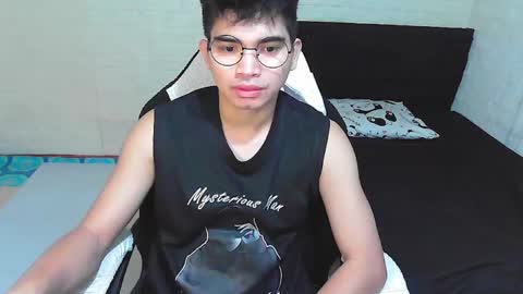 Angelo online show from 11.23.25