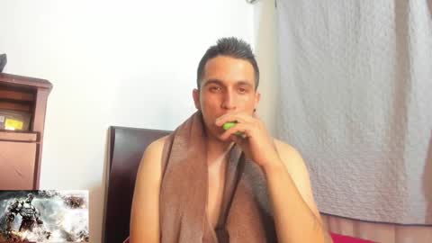 Snapshot of alphadesire69 chatting on 09.17.25 AlphaDesire69 online show from 09.17.25