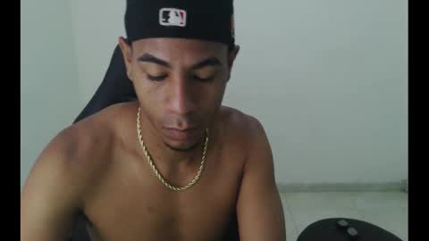 alphas_latins online show from 04.06.26